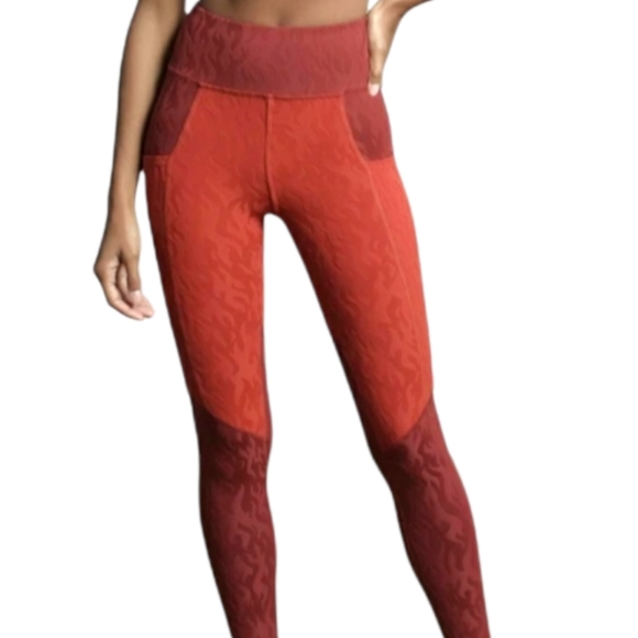 TWENTY MONTREAL • CARBON38 Flames 3DHigh Waist Legging NWT - Picture 2 of 11